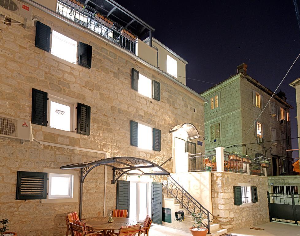 Apartments And Rooms Villa Erede Split Exterior photo