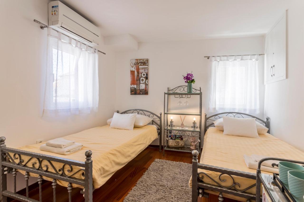 Apartments And Rooms Villa Erede Split Exterior photo