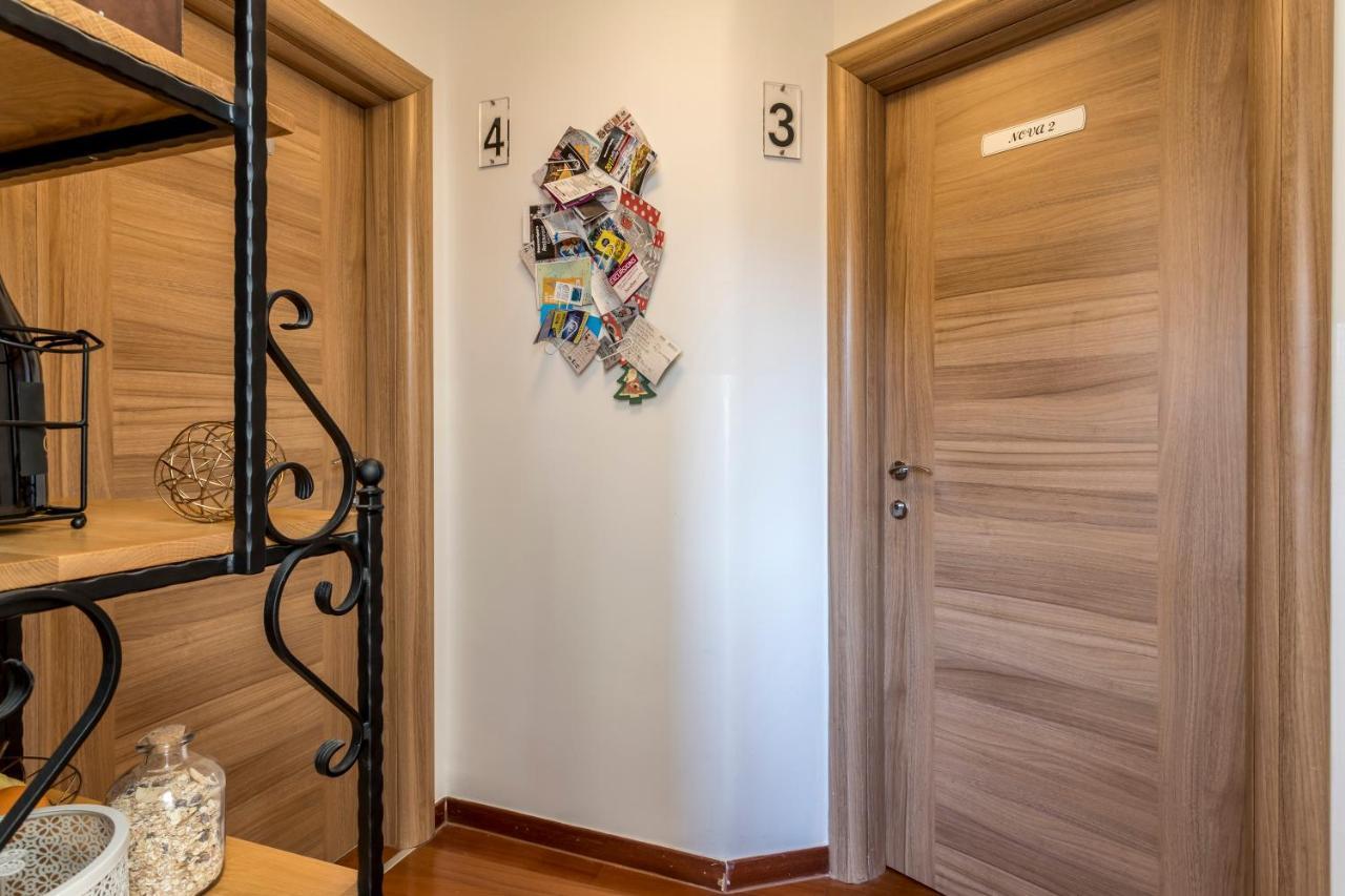 Apartments And Rooms Villa Erede Split Exterior photo